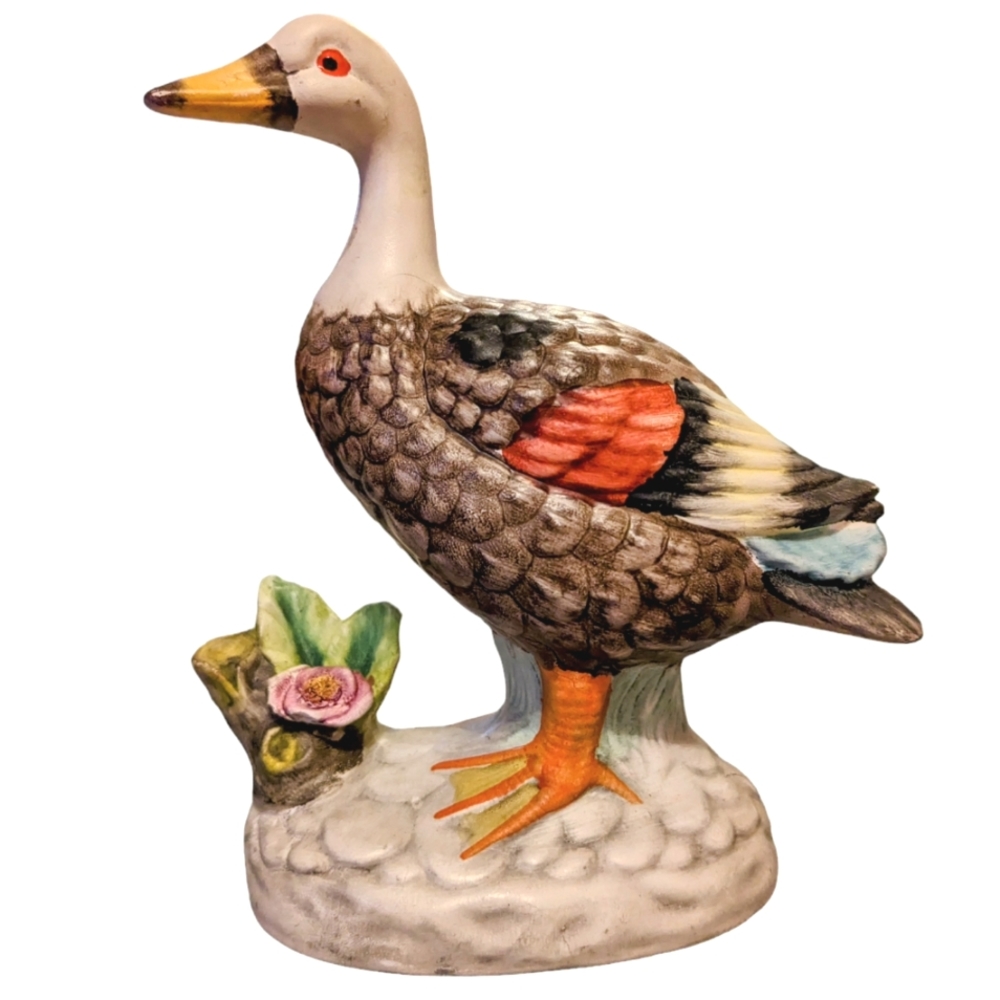 - Vintage Duck in excellent condition. Ceramic , felt underneath . Very d…